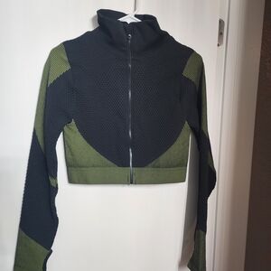 Black and Green Cropped Jacket And Leggings Workout Set XL